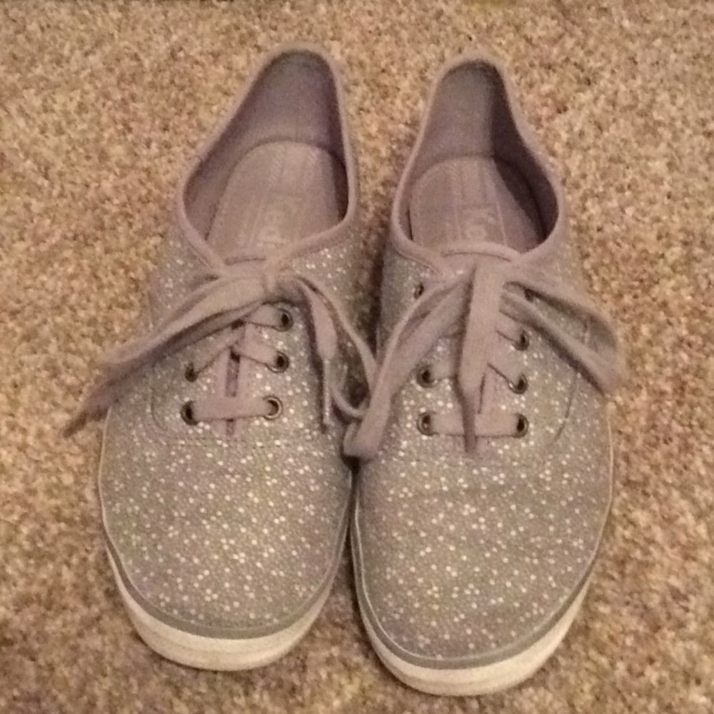 •DELETING TODAY!• Polka Dot Keds